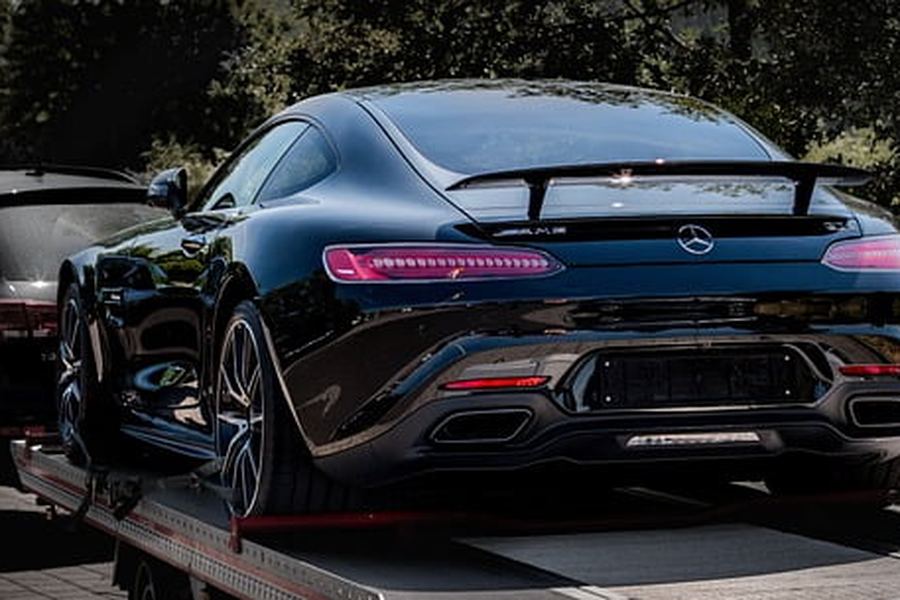 Autotransport — Kleintransporte und Lieferung per Transporter